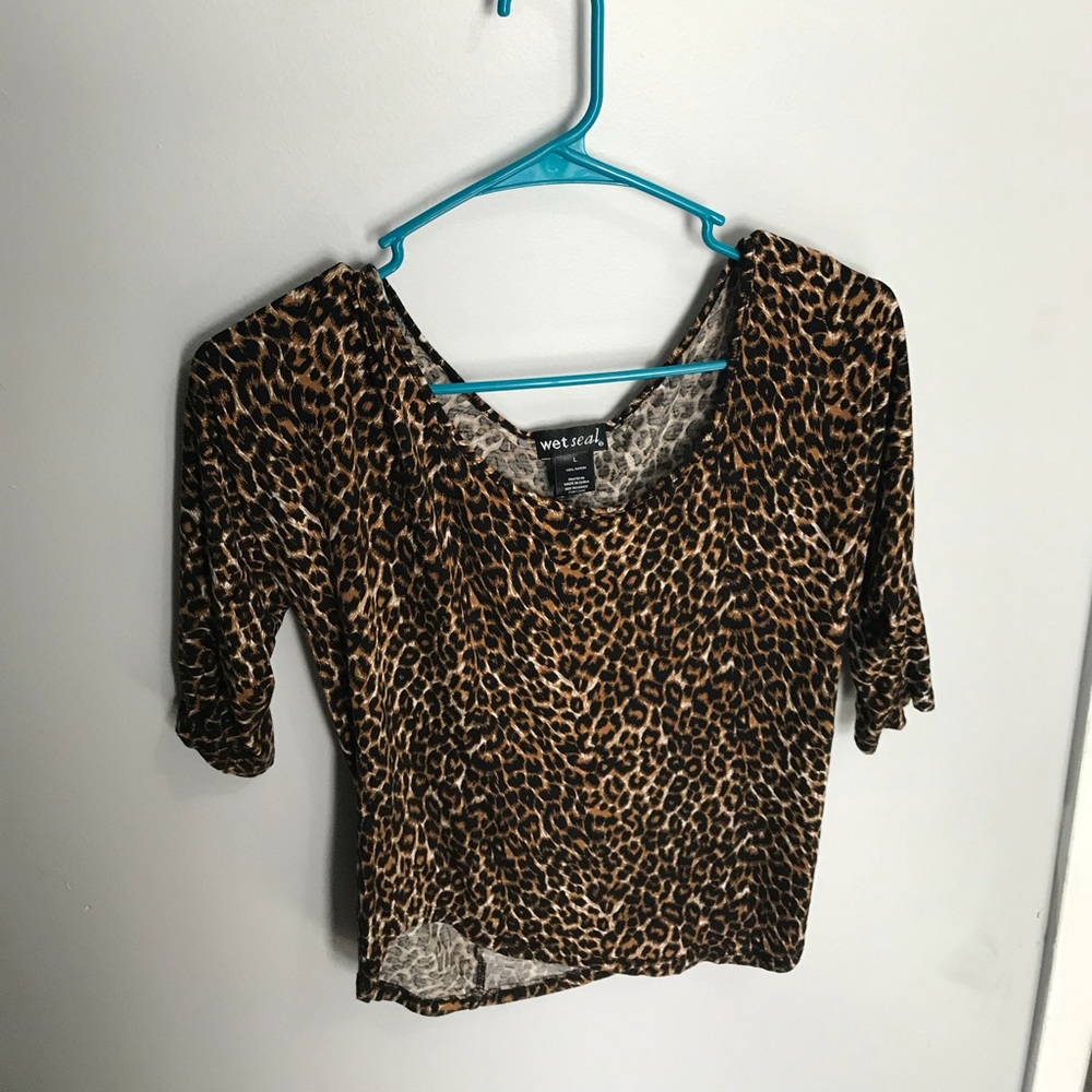 Leopard print top